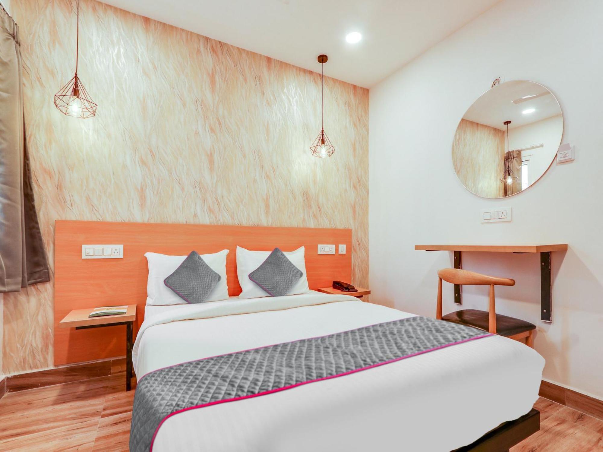 Hotel Townhouse Casa Grand Hyderabad Exterior foto
